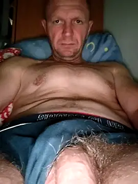 Snapshot of RUUsslan1203 chatting on July 11, 2026, 2:47 am RUUsslan1203 online show from July 11, 2026, 2:47 am