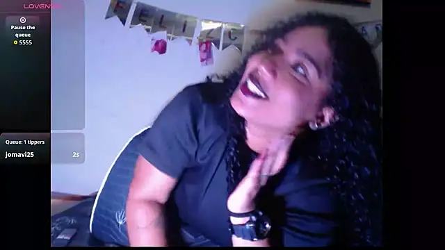 leslycarsson online show from October 6, 2025, 2:09 am