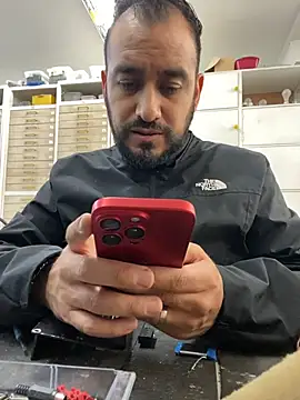 leonardohot1987 online show from March 31, 2026, 5:24 pm