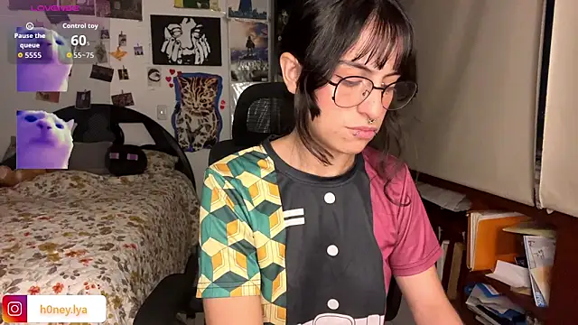 B0nnie H0ney online show from February 15, 2026, 12:40 am