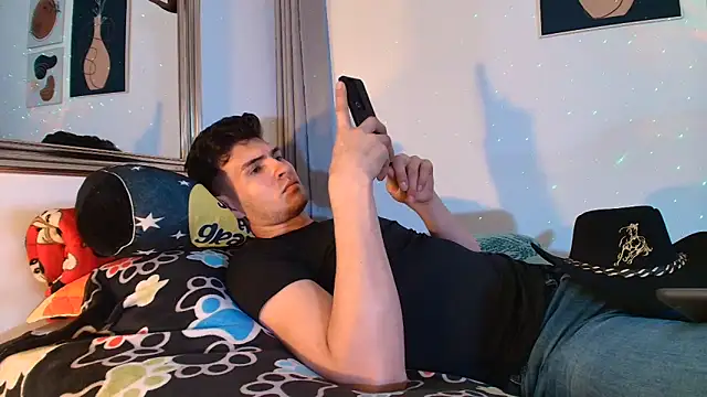 Snapshot of orlando_yate chatting on September 10, 2025, 9:42 am orlando yate online show from September 10, 2025, 9:42 am