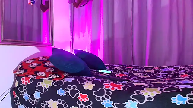 Snapshot of orlando_yate chatting on September 28, 2025, 1:33 am orlando yate online show from September 28, 2025, 1:33 am