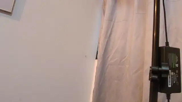 Snapshot of orlando_yate chatting on November 4, 2025, 9:58 pm orlando yate online show from November 4, 2025, 9:58 pm