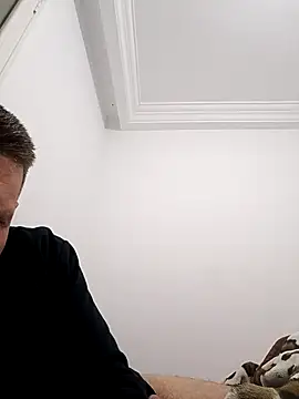 hmtrechaudd online show from January 14, 2026, 10:25 pm