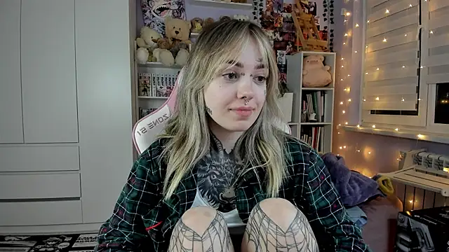 Catharsisi online show from April 19, 2026, 7:38 pm