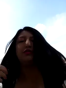 Melyy Edii online show from February 14, 2025, 2:23 pm