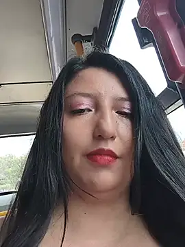 Snapshot of Melyy_Edii chatting on May 17, 2026, 5:20 pm Melyy Edii online show from May 17, 2026, 5:20 pm