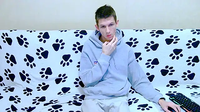 Lester Broo online show from February 5, 2026, 6:07 am