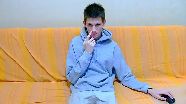 Lester Broo online show from February 12, 2026, 7:25 am