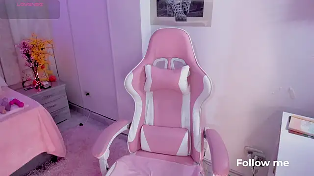 tamy xoo online show from February 5, 2025, 8:14 pm