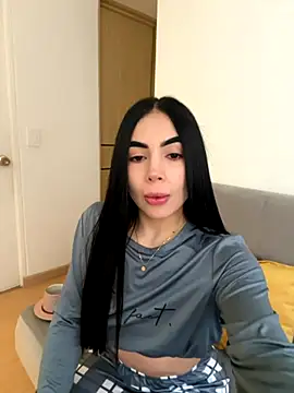 tamy xoo online show from November 27, 2025, 7:16 pm