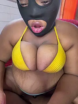 Lilymoonshow online show from April 3, 2026, 1:31 pm