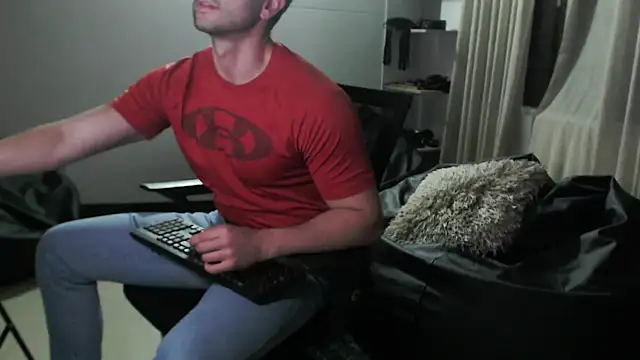 hairyncuteass online show from January 18, 2025, 11:22 pm