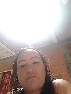 karolove2424 online show from January 12, 2025, 3:03 pm