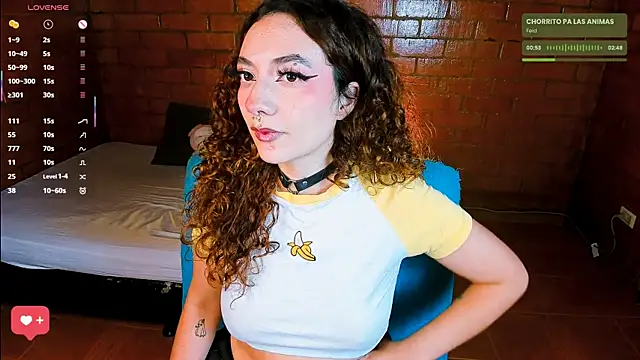 Annycolin  online show from November 19, 2025, 4:01 am