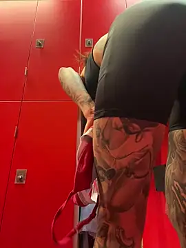 Black sweet Rose online show from February 5, 2025, 6:04 pm