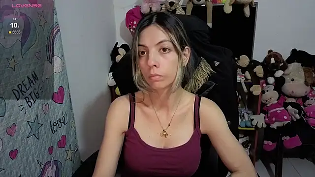 Princezzlove3 online show from November 27, 2025, 12:24 am