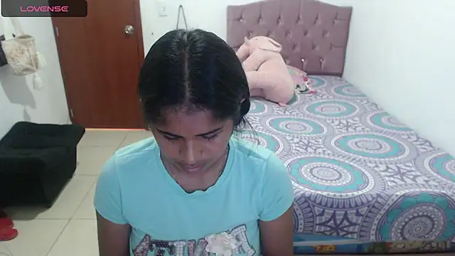 july-feria online show from January 20, 2025, 9:01 pm