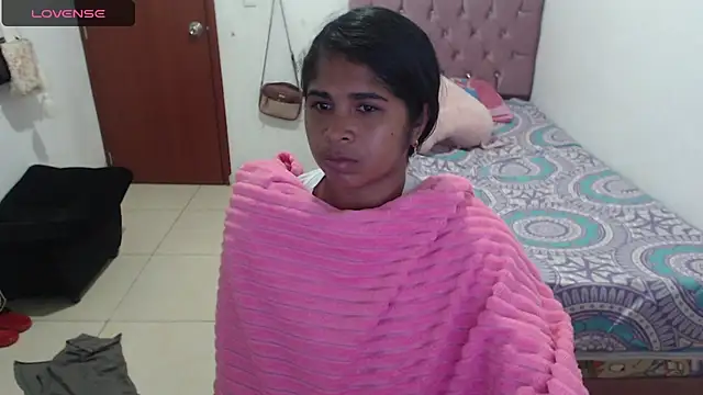 july-feria online show from February 20, 2025, 2:29 am