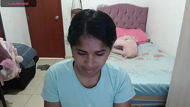 july-feria online show from October 10, 2025, 4:28 pm