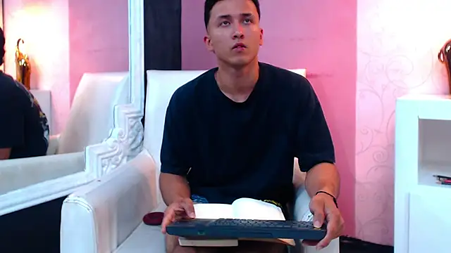 BrandonColee online show from January 18, 2025, 3:27 pm