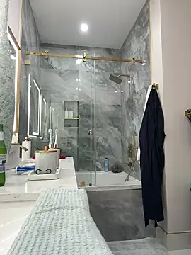 carlospingalinda online show from February 11, 2025, 11:54 pm