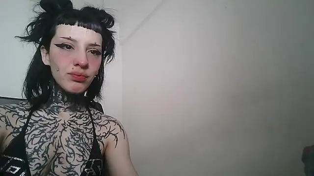 Snapshot of bad_doll_bb chatting on September 13, 2025, 6:40 pm bad doll bb online show from September 13, 2025, 6:40 pm