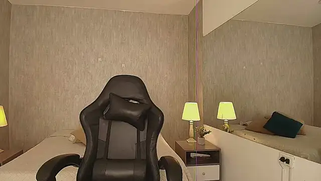 victoriapalmerfg online show from February 10, 2026, 3:32 am