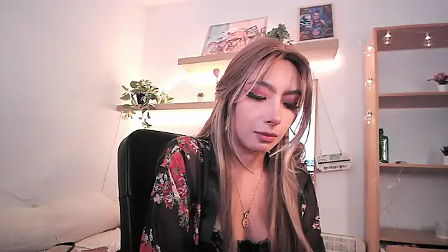 SabrinaSpell  online show from April 8, 2026, 1:00 pm