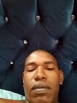 Elnegro28 online show from October 18, 2025, 4:08 pm