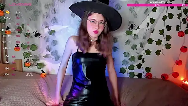 Sakura Mmio online show from October 31, 2025, 3:18 am