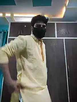 Snapshot of NikaYeptho chatting on October 19, 2025, 7:14 pm NikaYeptho online show from October 19, 2025, 7:14 pm