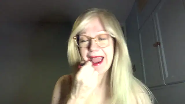 petina online show from November 19, 2025, 7:19 am