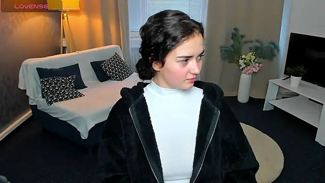 Snapshot of AmeliaLoveee chatting on January 15, 2025, 12:58 pm AmeliaLoveee online show from January 15, 2025, 12:58 pm