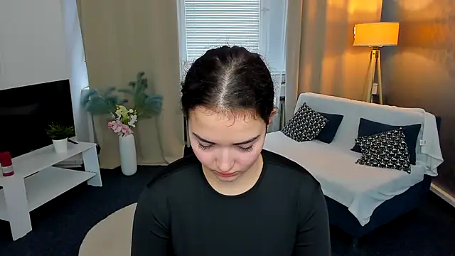 Snapshot of AmeliaLoveee chatting on January 18, 2025, 11:21 am AmeliaLoveee online show from January 18, 2025, 11:21 am