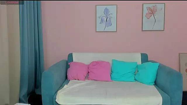 Snapshot of AmeliaLoveee chatting on January 25, 2025, 2:25 pm AmeliaLoveee online show from January 25, 2025, 2:25 pm