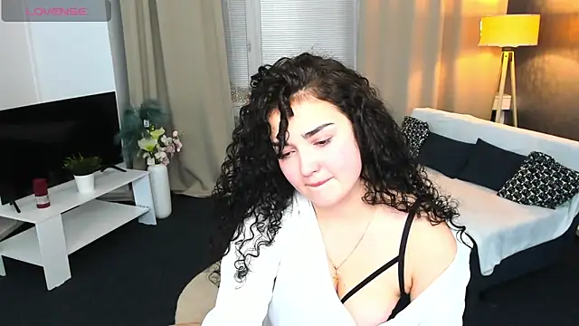 Snapshot of AmeliaLoveee chatting on January 27, 2025, 4:20 am AmeliaLoveee online show from January 27, 2025, 4:20 am