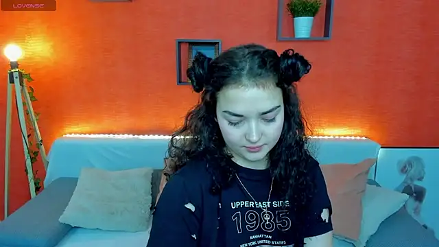 Snapshot of AmeliaLoveee chatting on January 29, 2025, 5:45 pm AmeliaLoveee online show from January 29, 2025, 5:45 pm