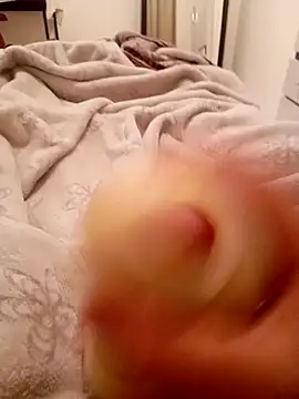 Snapshot of kzzix chatting on November 2, 2025, 2:03 am kzzix online show from November 2, 2025, 2:03 am