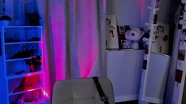 Sahara Shields online show from November 15, 2025, 10:12 am