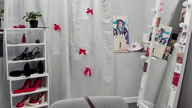 Snapshot of Sahara_Shields chatting on January 8, 2026, 9:22 am Sahara Shields online show from January 8, 2026, 9:22 am