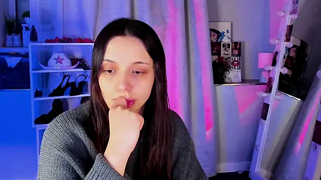 Snapshot of Sahara_Shields chatting on February 24, 2026, 9:29 am Sahara Shields online show from February 24, 2026, 9:29 am