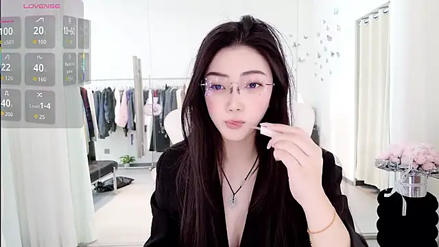 miaomiao-777 online show from February 2, 2026, 4:55 am