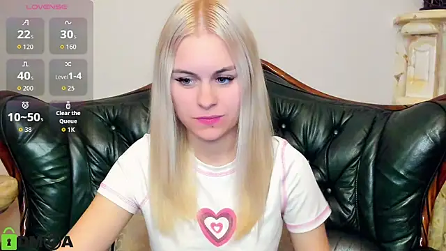 Snapshot of HillEva chatting on September 24, 2025, 7:50 pm HillEva online show from September 24, 2025, 7:50 pm