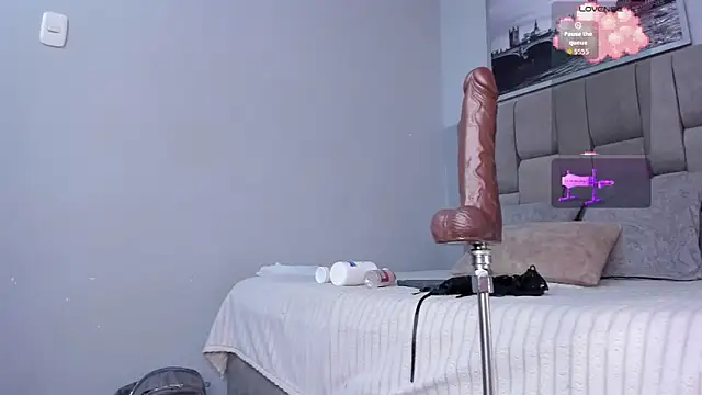 janna lopez  online show from November 1, 2025, 11:12 am