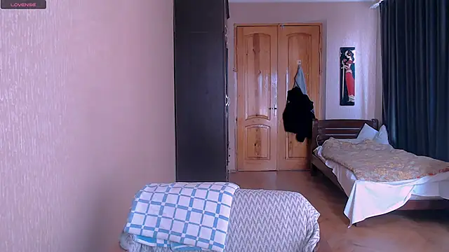  Roselina  online show from March 2, 2025, 10:14 am