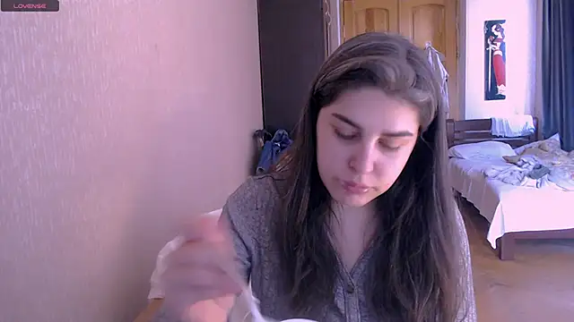  Roselina  online show from March 15, 2025, 9:41 am