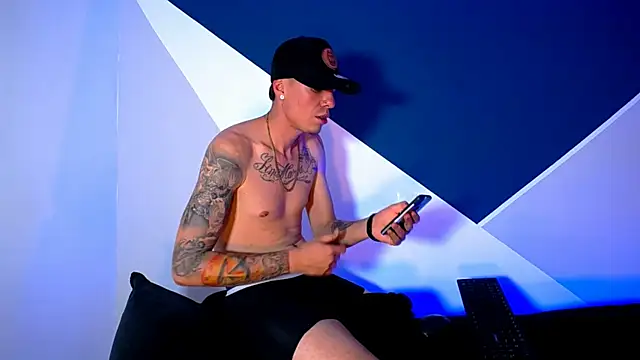 Baan10 online show from February 6, 2025, 7:29 pm