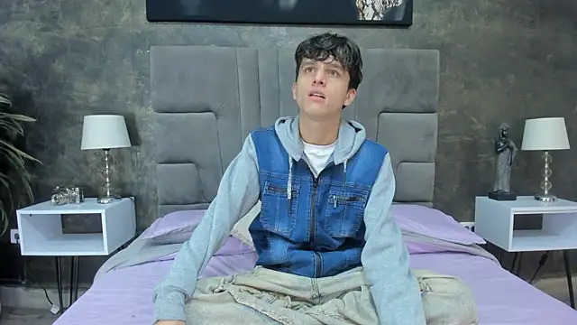 bruce hans online show from April 19, 2026, 11:53 am