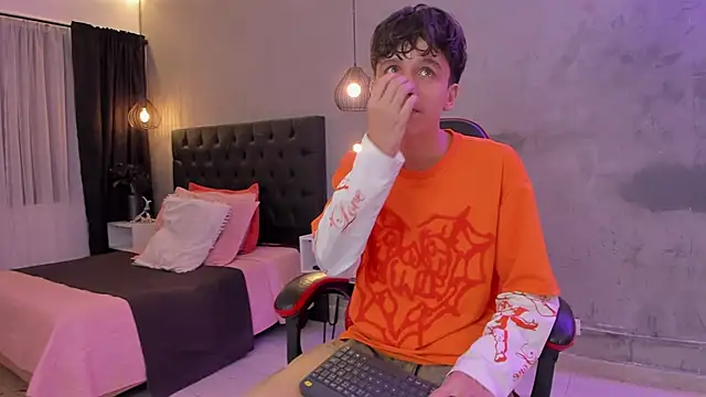 bruce hans online show from May 9, 2026, 11:59 am